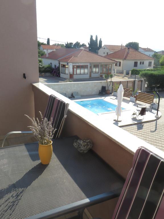 Banic Apartments With Pool Biograd Na Moru Chambre photo